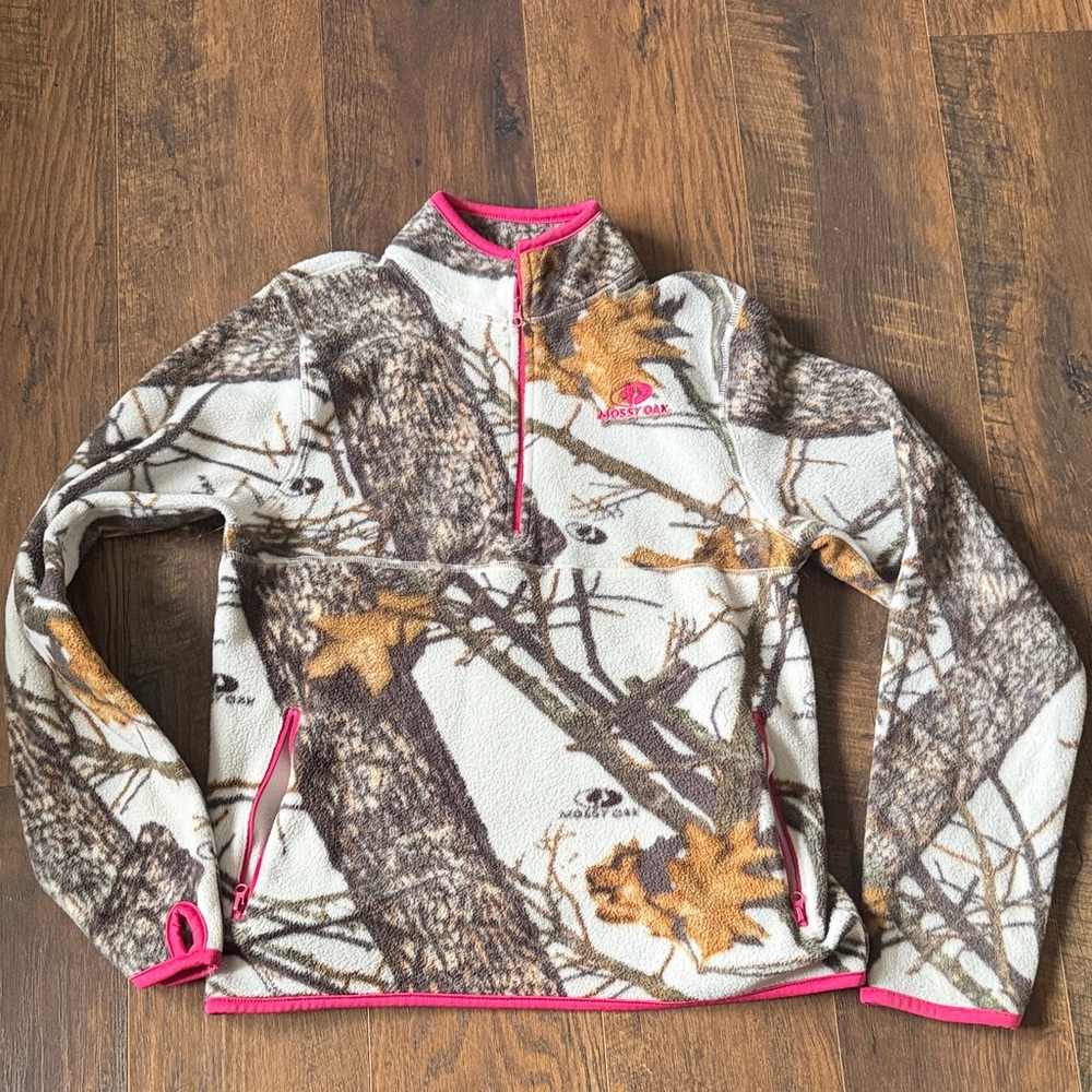 Mossy Oak Pink-Trimmed Camo Fleece Jacket